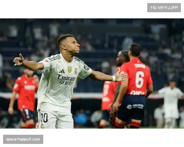 皇马客场1-2遭奥萨苏纳补时绝杀,积分榜领先优势化为乌有 皇马客场1-2遭奥萨苏纳补时绝杀,积分榜领先优势化为乌有