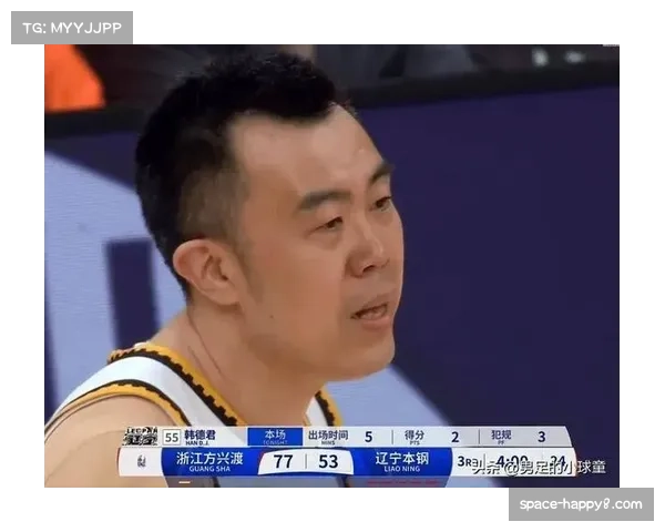 韩德君生涯总得分突破8000分，现役本土内线第一人